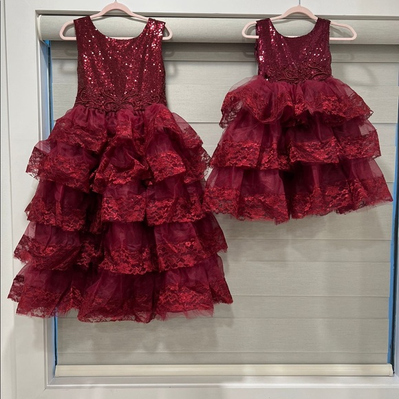 Kids burgundy dress for weeding, birthday or any special occasion.